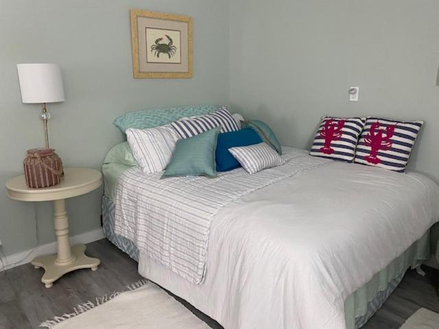 3 Bedroom House Fenced Backyard Private Patio Areas Grill Firepit Plenty Parking! Quick Access 10 Min To Beach Airport Delray West Palm Лейк-Ворт Екстер'єр фото