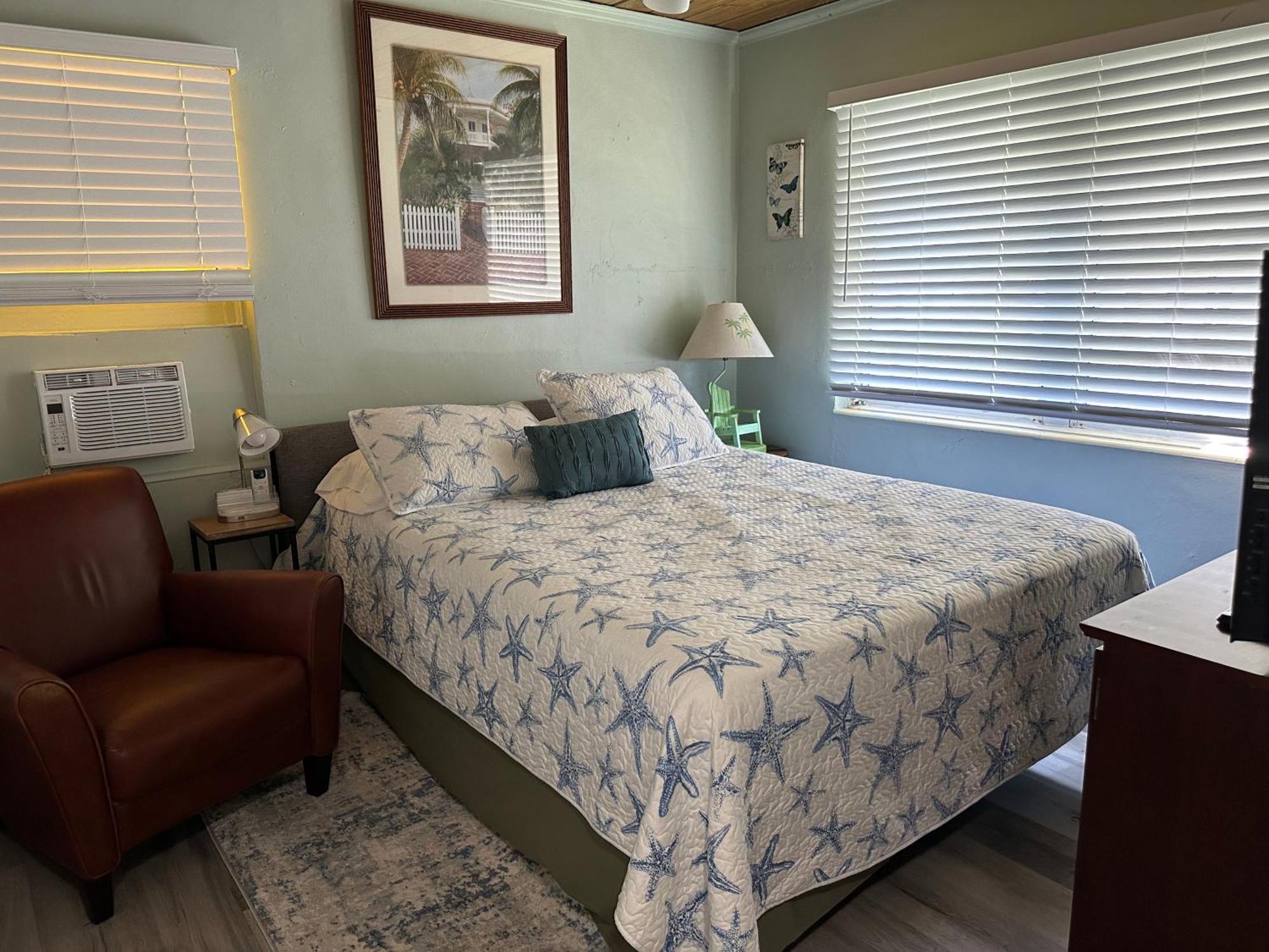 3 Bedroom House Fenced Backyard Private Patio Areas Grill Firepit Plenty Parking! Quick Access 10 Min To Beach Airport Delray West Palm Лейк-Ворт Екстер'єр фото