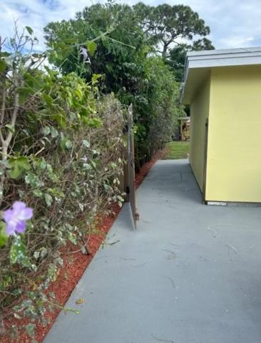 3 Bedroom House Fenced Backyard Private Patio Areas Grill Firepit Plenty Parking! Quick Access 10 Min To Beach Airport Delray West Palm Лейк-Ворт Екстер'єр фото