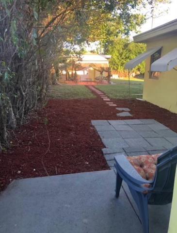 3 Bedroom House Fenced Backyard Private Patio Areas Grill Firepit Plenty Parking! Quick Access 10 Min To Beach Airport Delray West Palm Лейк-Ворт Екстер'єр фото