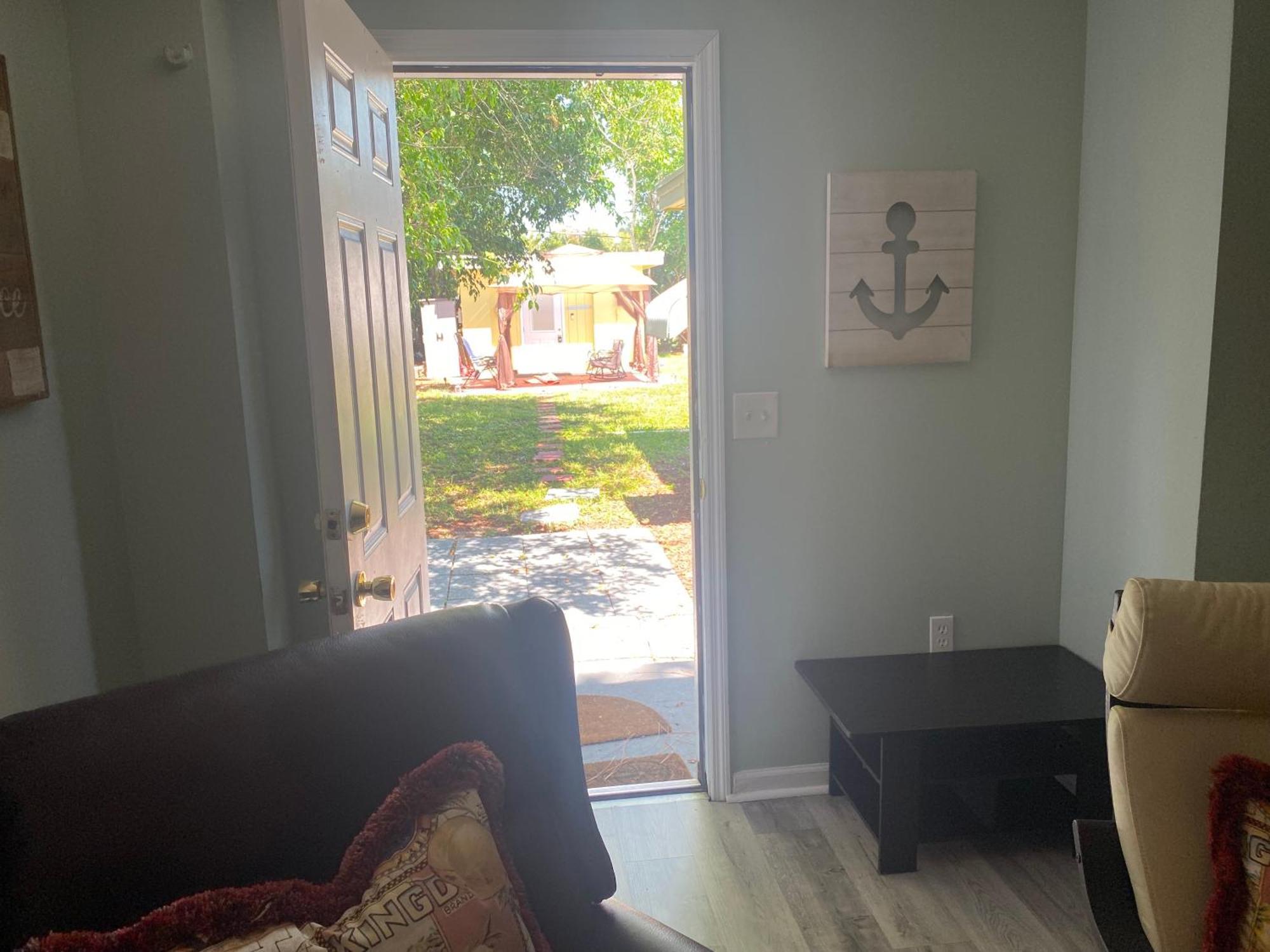 3 Bedroom House Fenced Backyard Private Patio Areas Grill Firepit Plenty Parking! Quick Access 10 Min To Beach Airport Delray West Palm Лейк-Ворт Екстер'єр фото