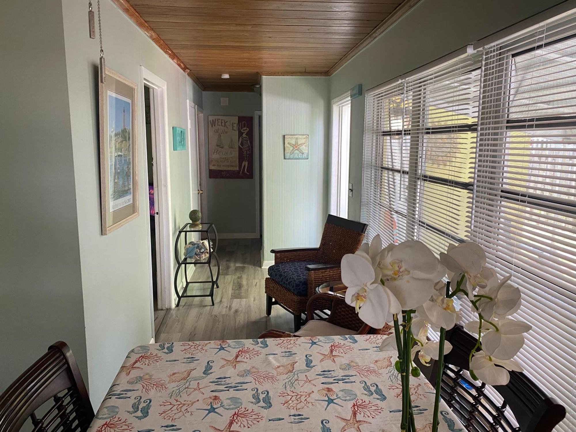 3 Bedroom House Fenced Backyard Private Patio Areas Grill Firepit Plenty Parking! Quick Access 10 Min To Beach Airport Delray West Palm Лейк-Ворт Екстер'єр фото